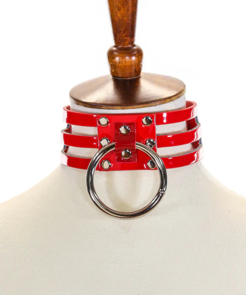 Triple Hole Big O-ring Red Patent Chocker