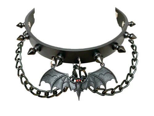 Hanging Chains Bat Spike Collar