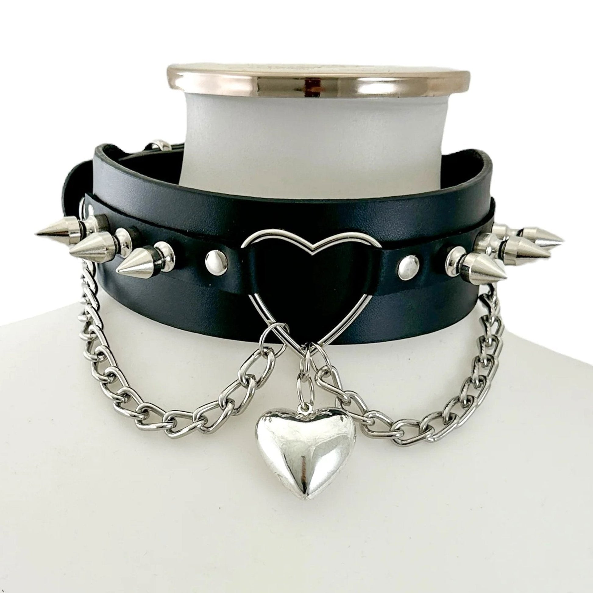 Genuine leather double-layer choker collar puffy heart pendant O-ring spikes hanging chains alt-fashion punk goth accessories black