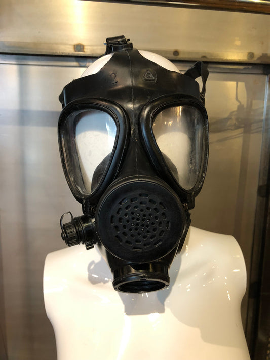 M15 Israeli Gas Mask SIZE: 2  0394